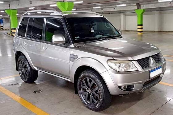 MITSUBISHI PAJERO TR4 2.0 4X2 16V 140CV FLEX 4P AUTOMÁTICO